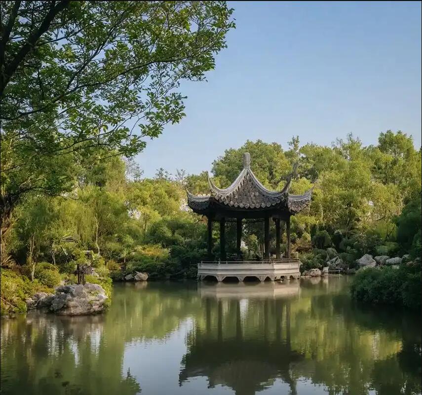 河津距离餐饮有限公司